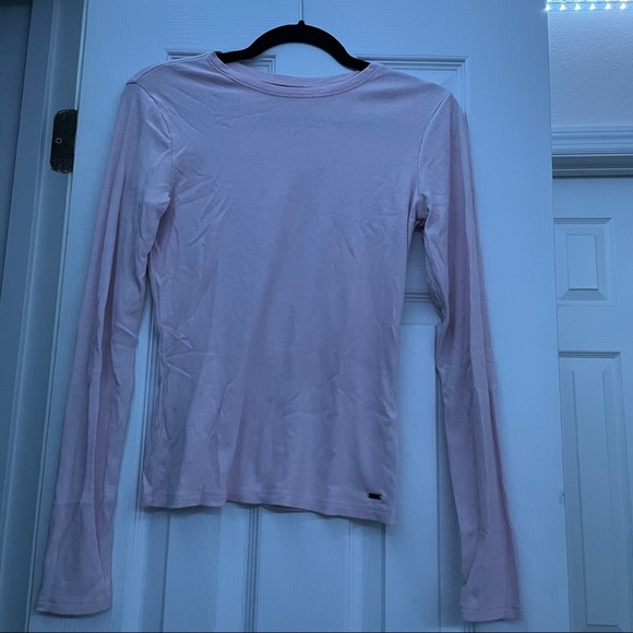 HOLLISTER PINK LONG SLEEVE - Picture 2 of 2